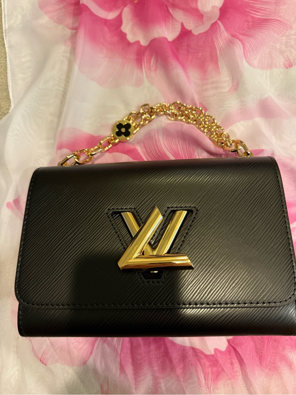 Black Epi Leather Twist MM Shoulder Bag